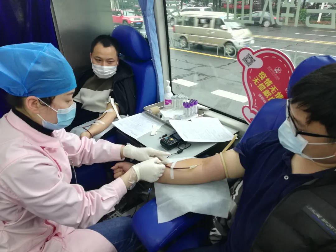 爱心献血，温暖中国，湖南米乐网页版在线登录入口-米乐（中国）在行动！